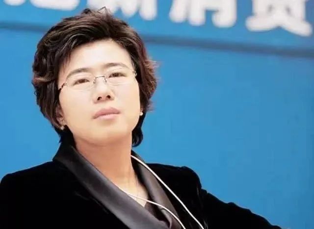 谭丽霞 来源:网络此次收购完成后,她入局血液制品赛道,有望离目标更