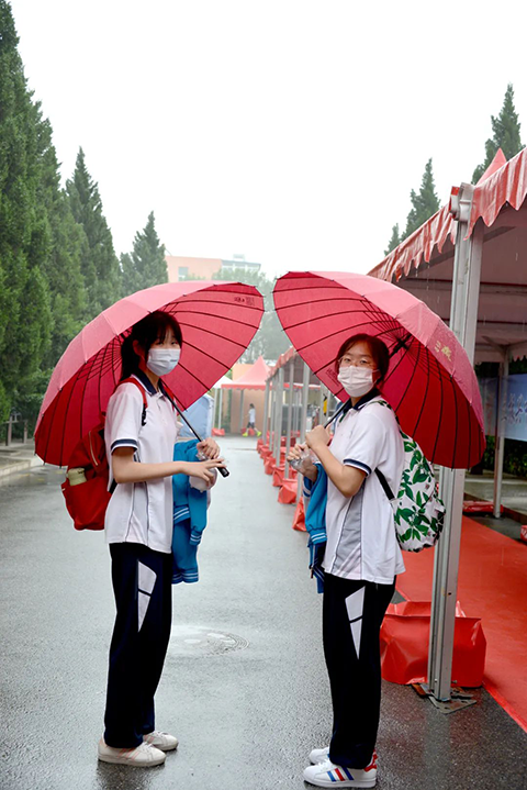 昌平二中回龙观校区图片