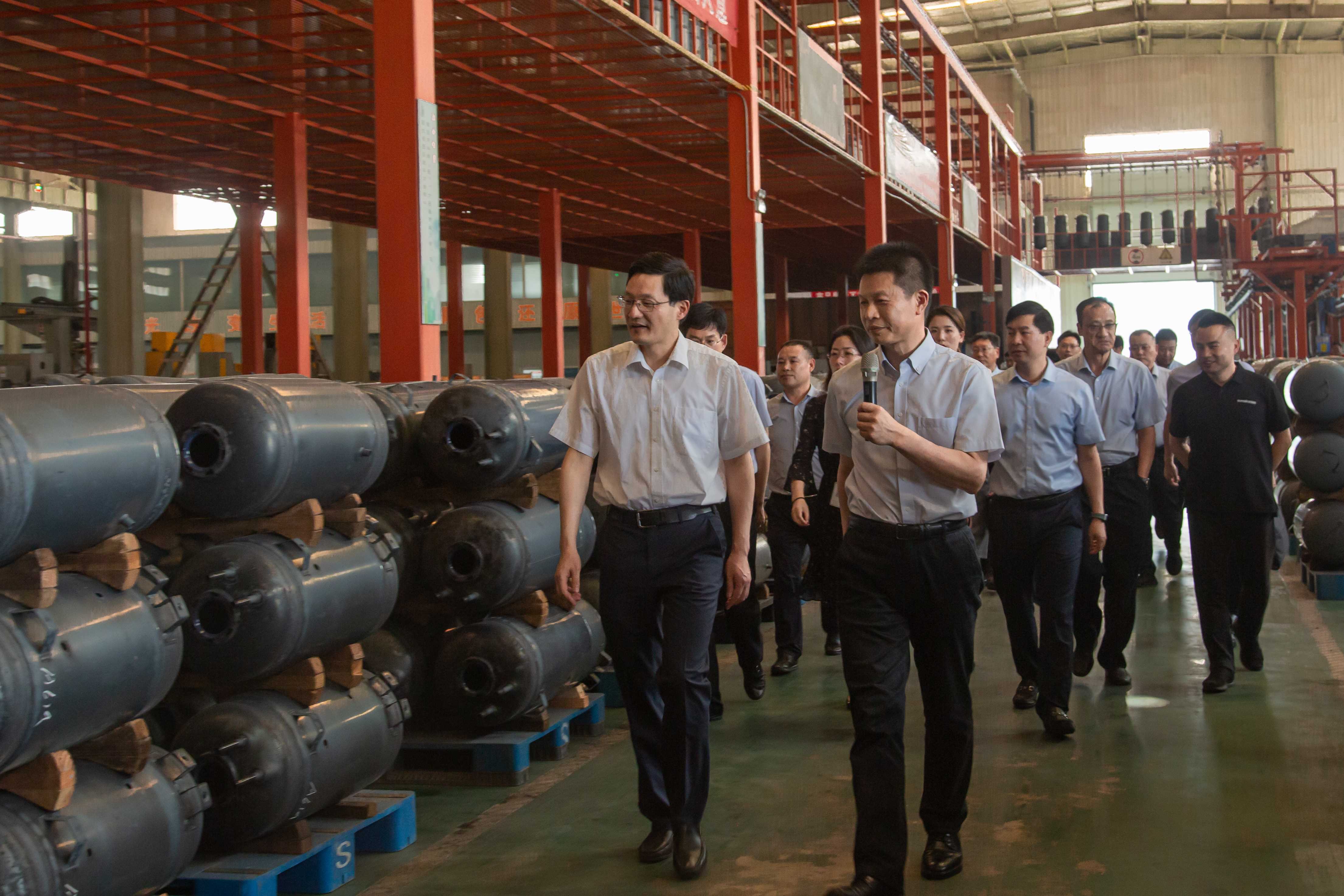 江苏省纪委常委,连云港市委常委,纪委书记刘海涛一行莅临我司调研发展