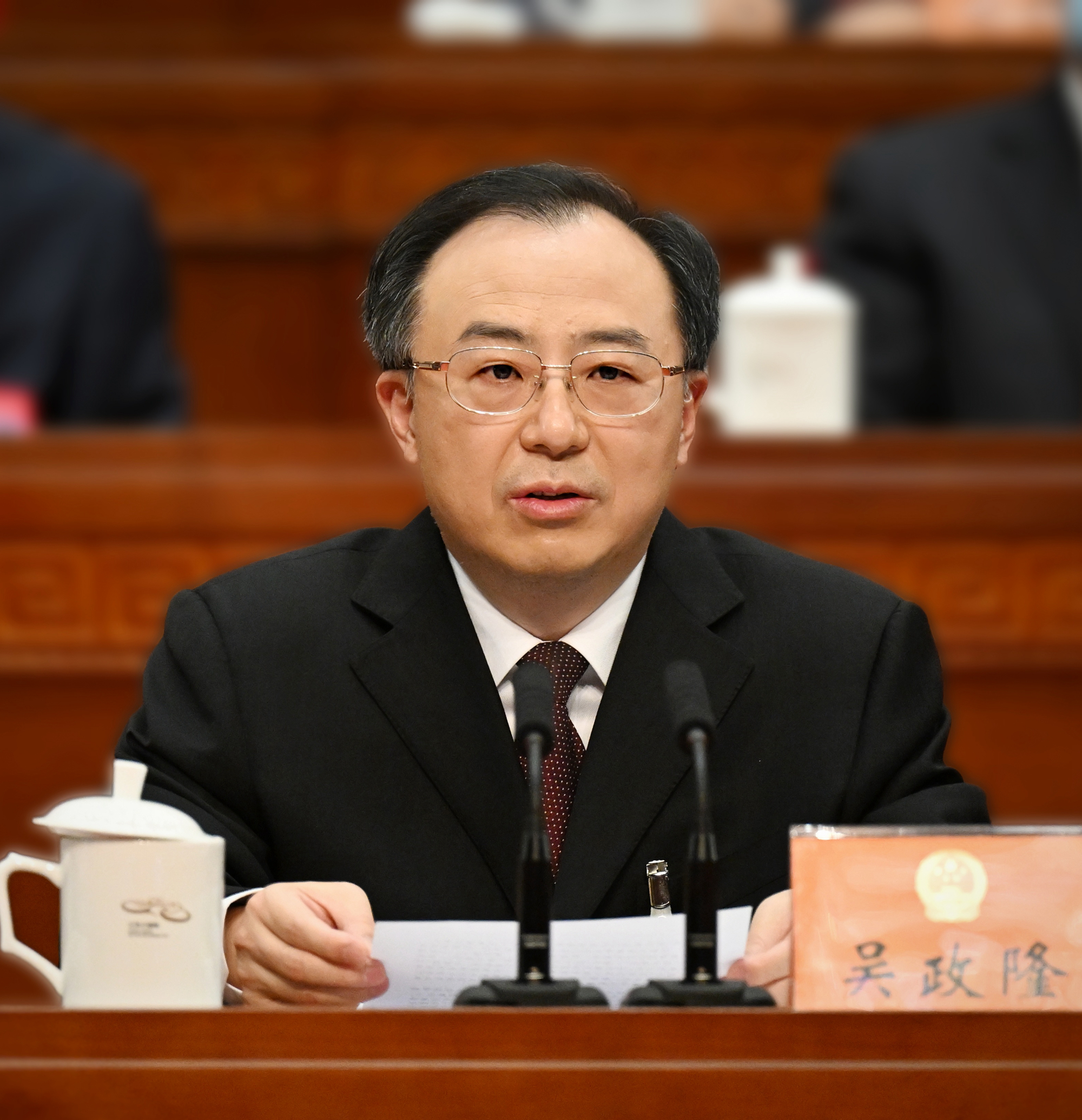 日出东方董事长徐新建参加江苏省第十三届人民代表大会第五次会议