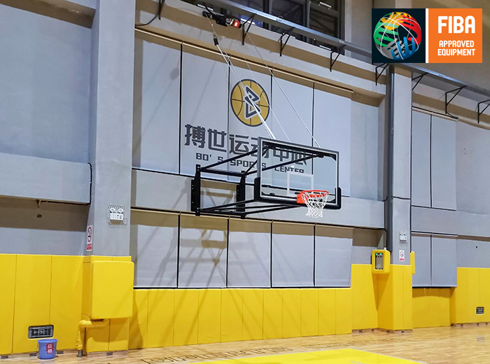 壁挂折叠式篮球架