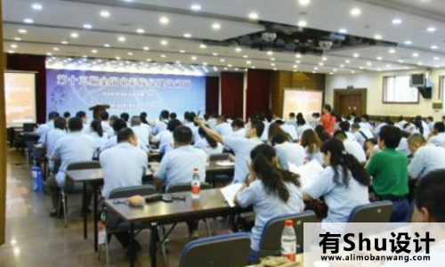 广州平面设计培训班学费一般多少钱？
