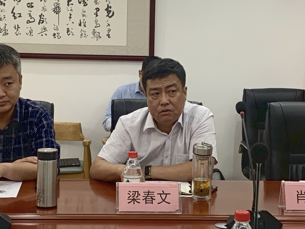 磁县县委常委,统战部部长赵菊梅及县政府副县长李晓亮