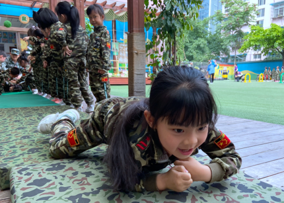 匍匐前进1
