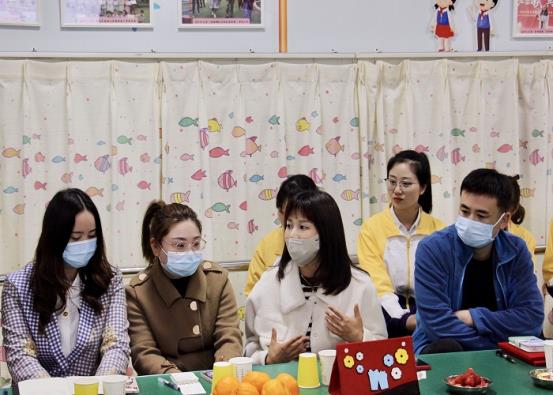 与爱同行，共育成长——新学期家委会家长沙龙-成都七中八一学校