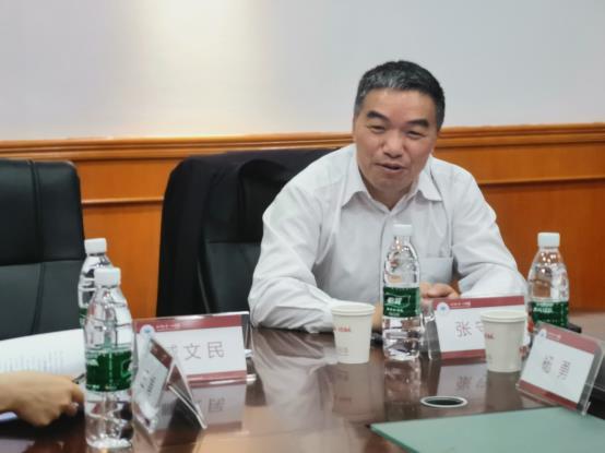 2.张守和校长讲话