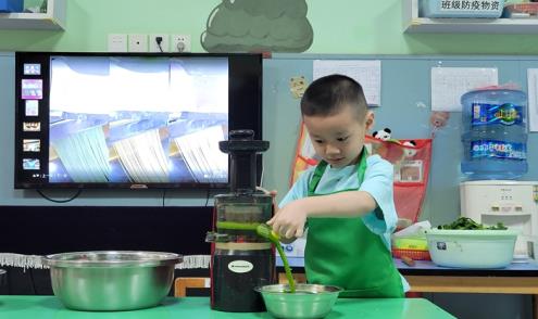 G:/20240529公众号美食课堂照片/20240529公众号美食课堂照片/截图/中二 榨汁.jpg中二 榨汁