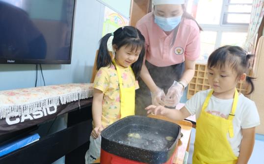 G:/20240529公众号美食课堂照片/20240529公众号美食课堂照片/截图/煮汤圆（小二）.JPG煮汤圆（小二）