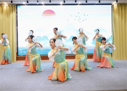 教师节目 (3)