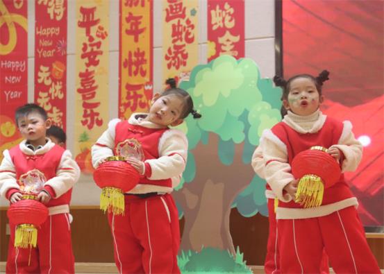小主持小一班《萌娃贺新春》 (3)_副本