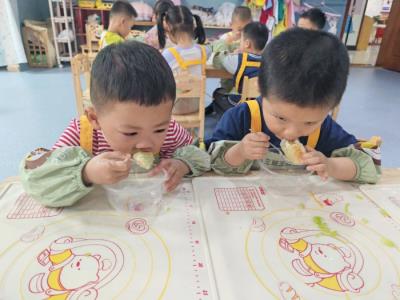 品尝春卷 (2)
