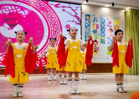 小主持大二班《吹大牛》 (2)