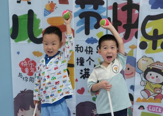 赶小球 (1)