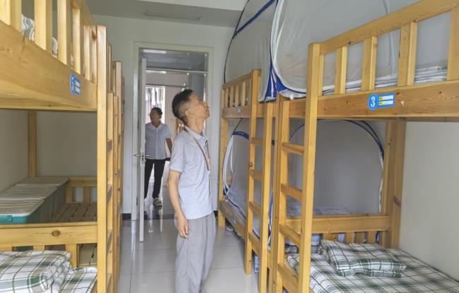 E:/2024-2025学年度下期工作/每月督学到校/2025年6月19日/微信图片_20250624111651.jpg微信图片_20250624111651