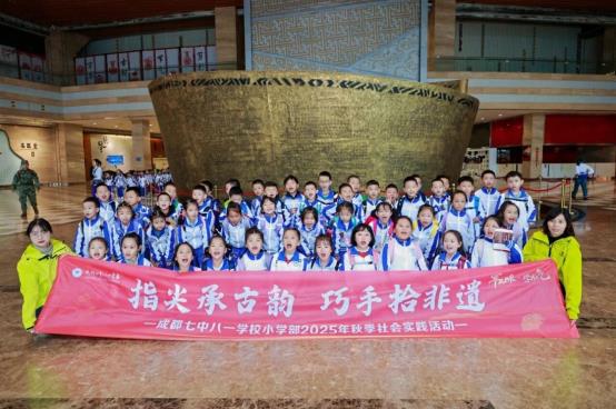 8d1137abcf4780a79bfb23bc625a98e8