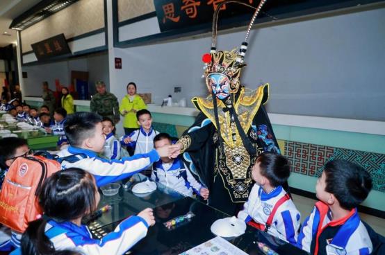 76f8b13b5b5cc71363641562ad254ef8