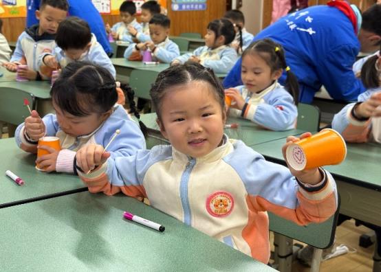 制作专属投影纸杯 (4)