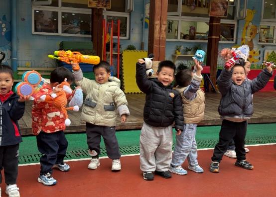 小班活动开始前 (1)