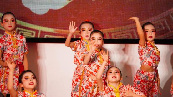 1dfbd69a2769a4a3a90fe7cd379b9183