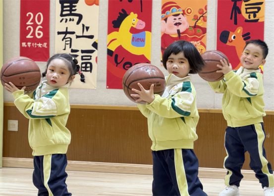 小一班篮球《活力篮球》 (1)