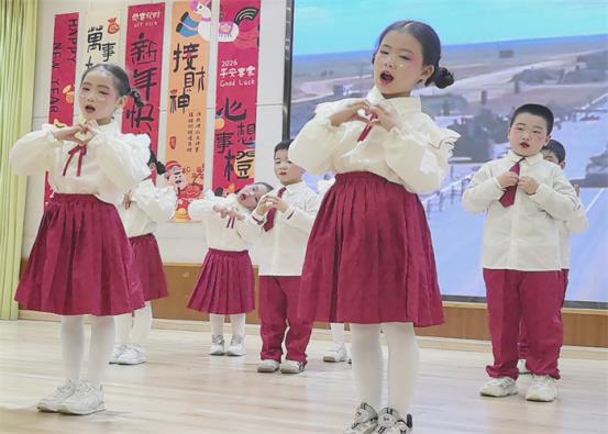 小主持大二班 《中华少年》 (1)