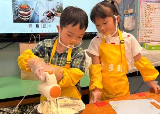 大一打发奶油