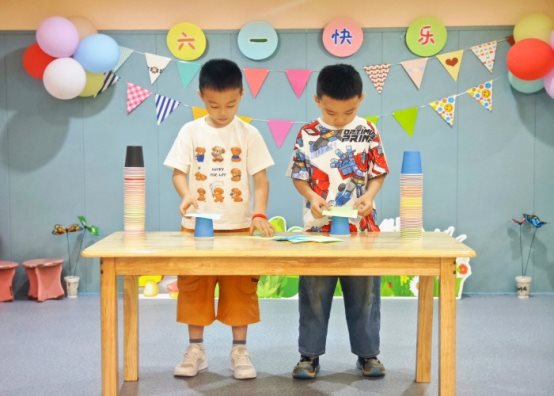 中三班叠汉堡(1)