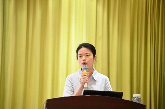 18.幼儿园方露