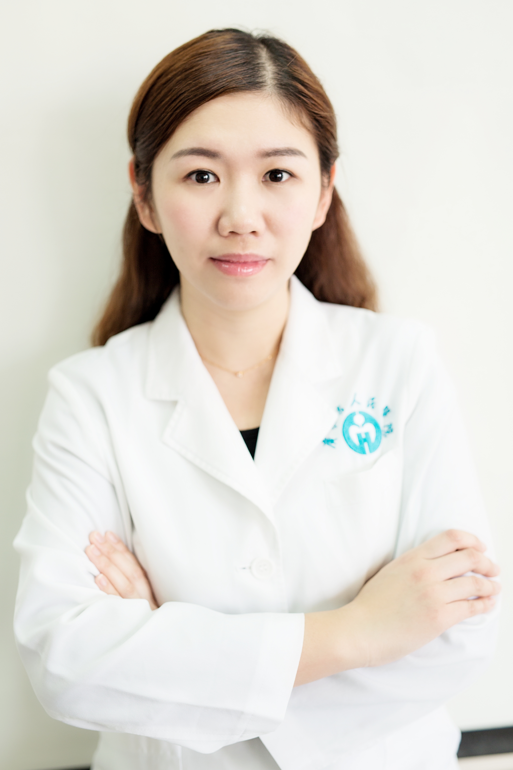 点赞祝贺我院icu首席专家李洁博士获评巾帼力量最美重症女医师
