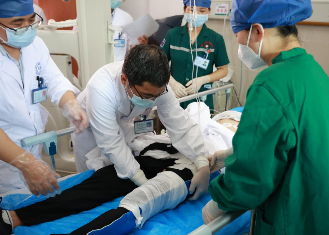 我院开展创伤急救应急演练