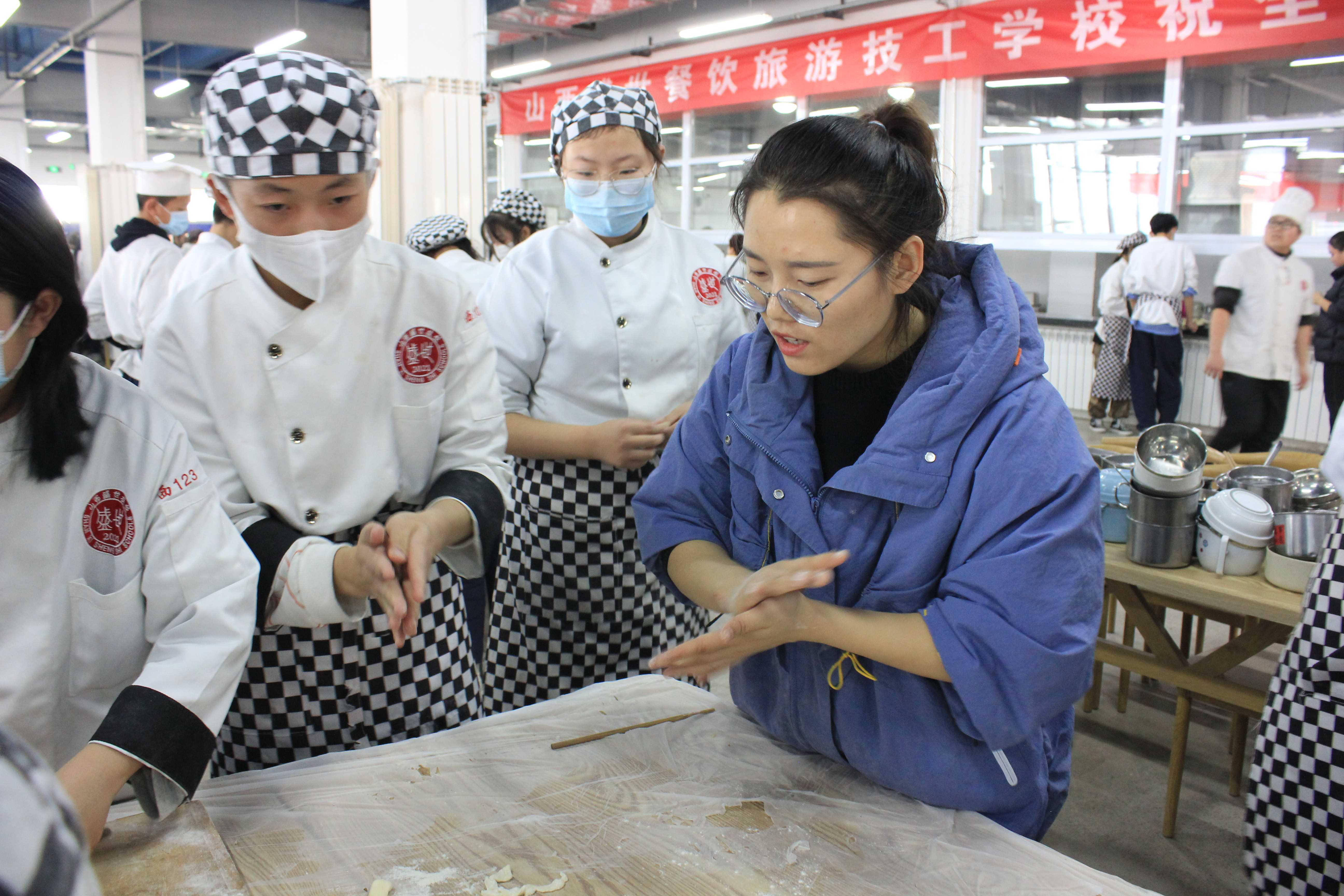 千人包的制作过程图片图片