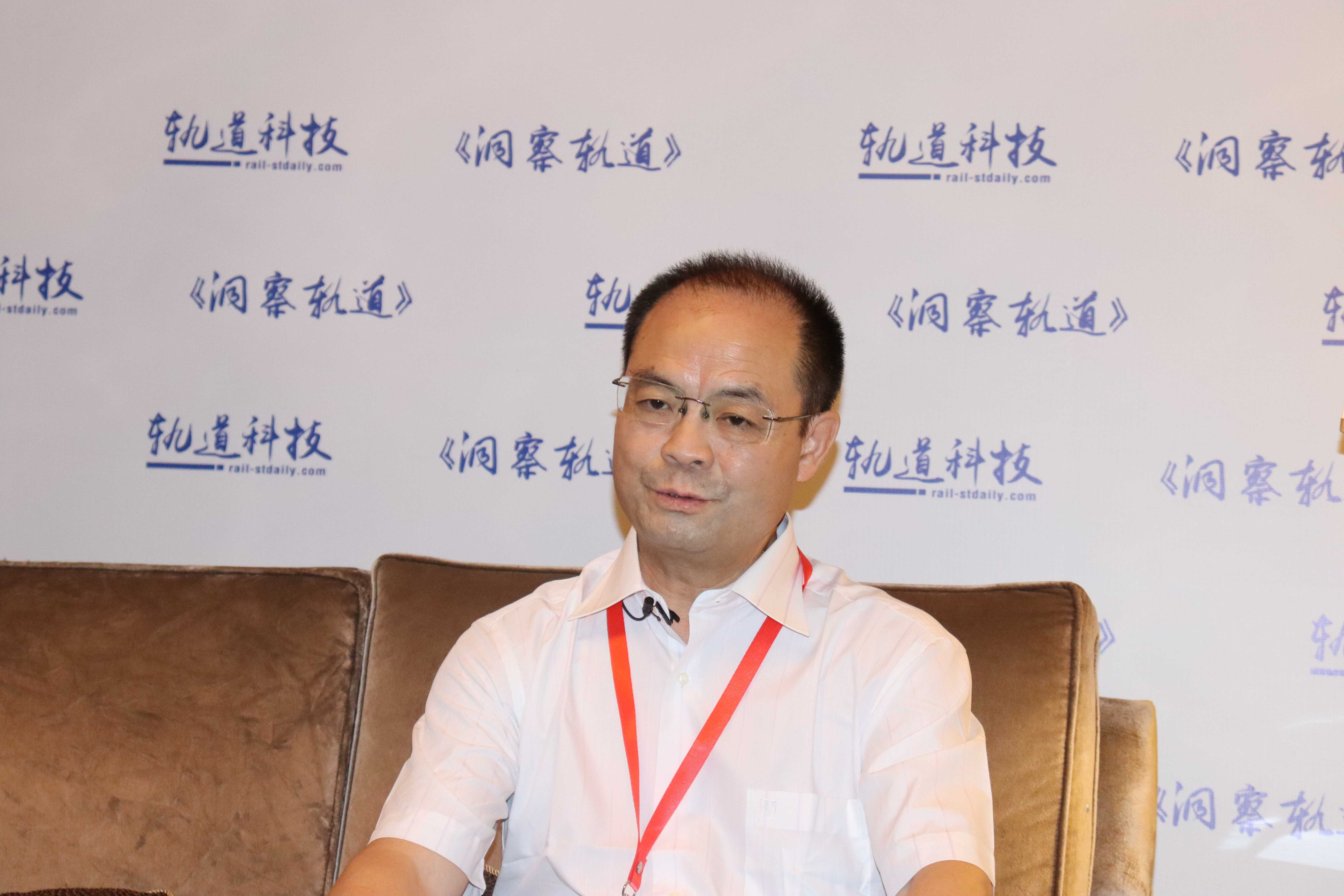 深圳地铁建设集团车站设备中心副总经理   