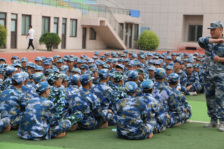 安阳市五一中学图片