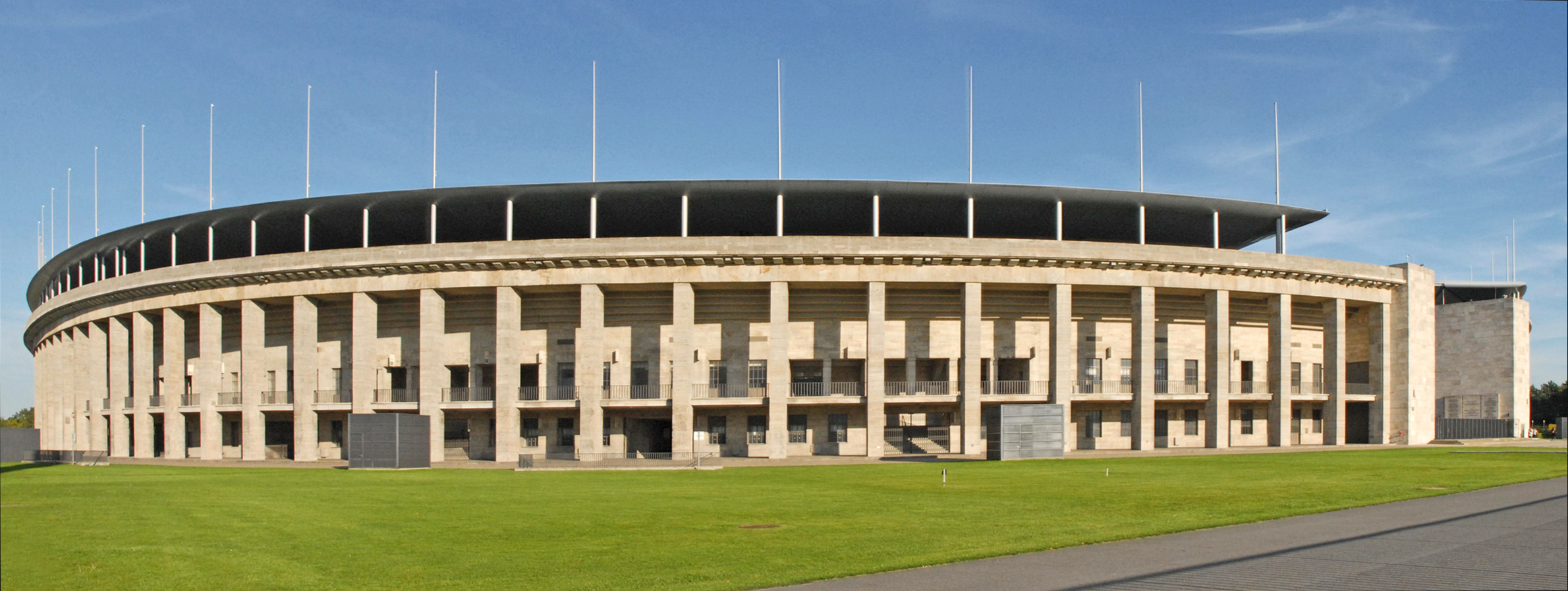 Le_stade_olympique_-Berlin_-6307590396