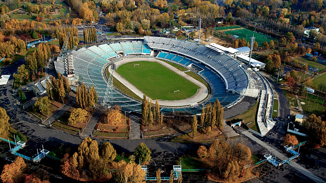 002-The-conversion-of-the-sports-venue-in-Chorzów-Poland-by-gmp