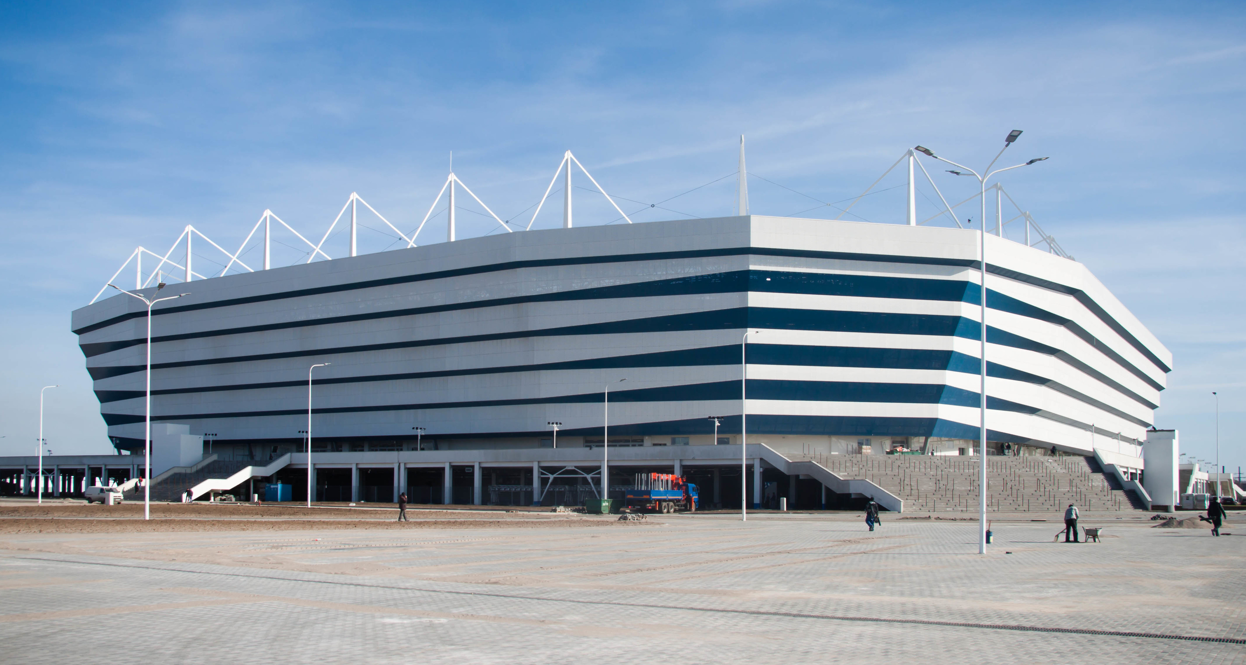 Kaliningrad_stadium_-_2018-04-07