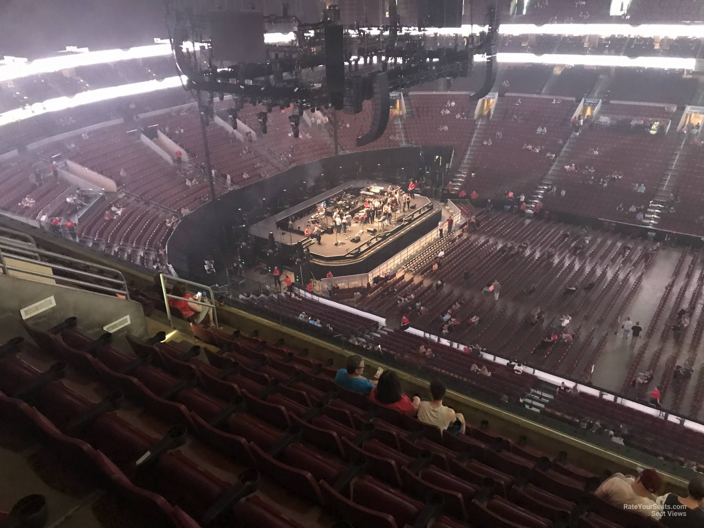 Wells-Fargo-Center-Concert-Section-201-Row-7_on_5-3-2018_FL