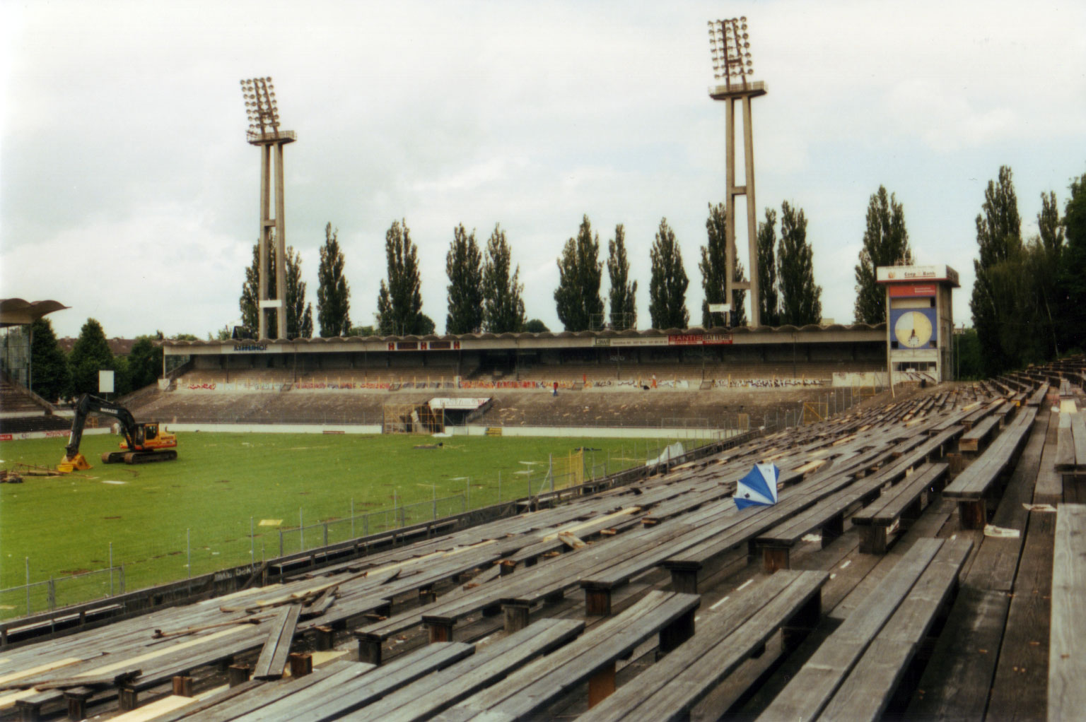 Wankdorf_demolition_2