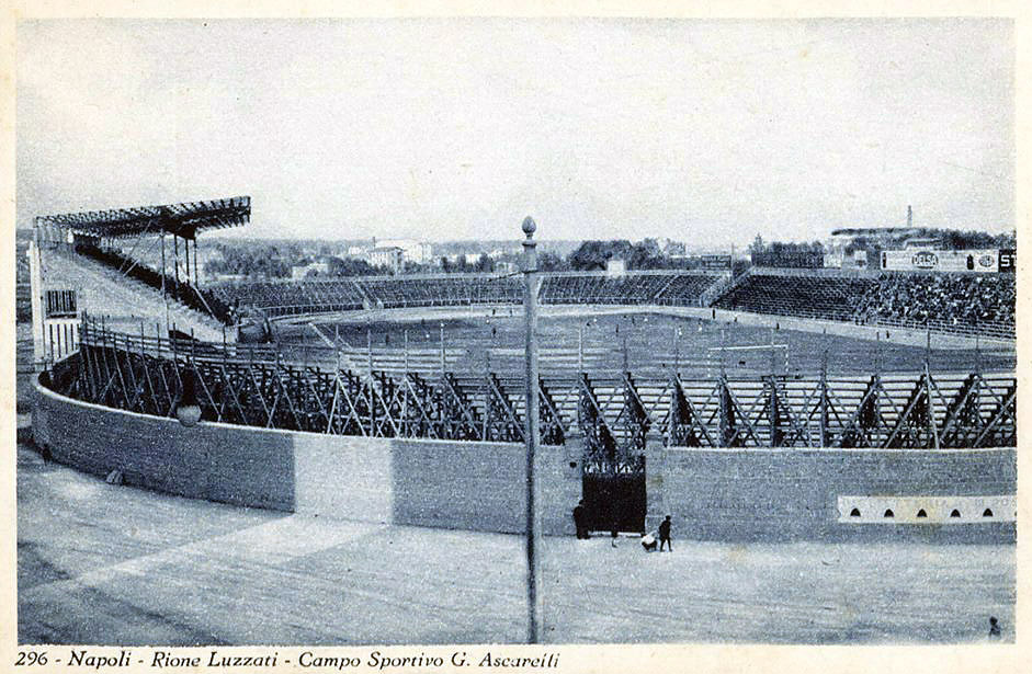 Stadio_Ascarelli_tribune_legno