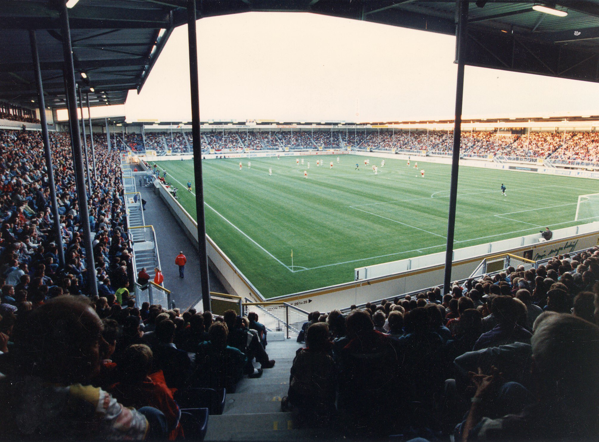 16-AbeLenstraStadion