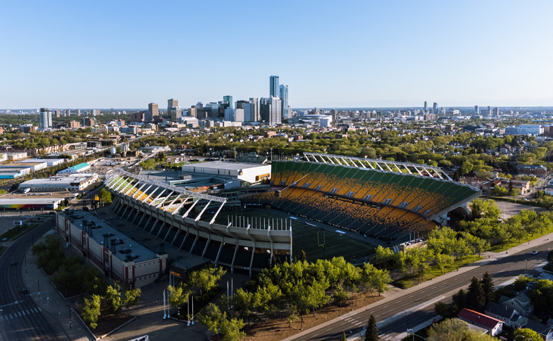 8-CommonwealthStadium