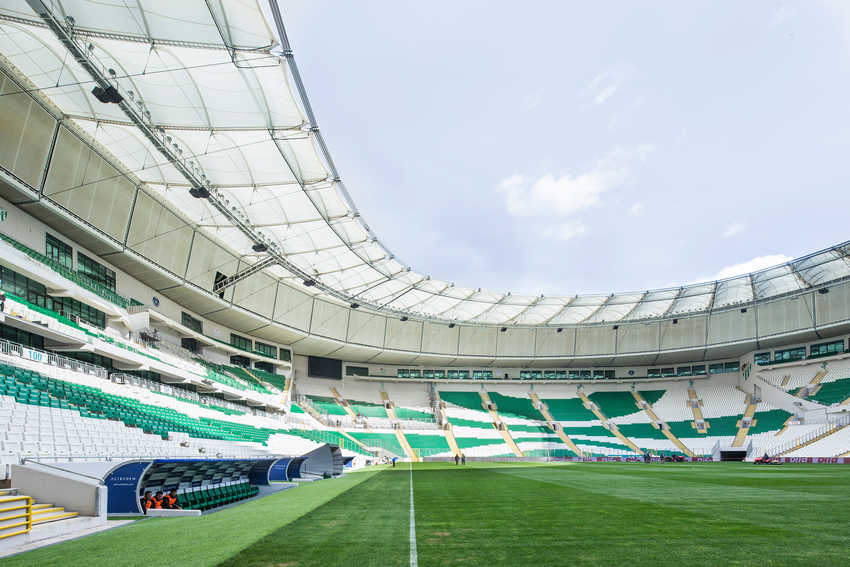 3-BursaBüyüksehirStadium