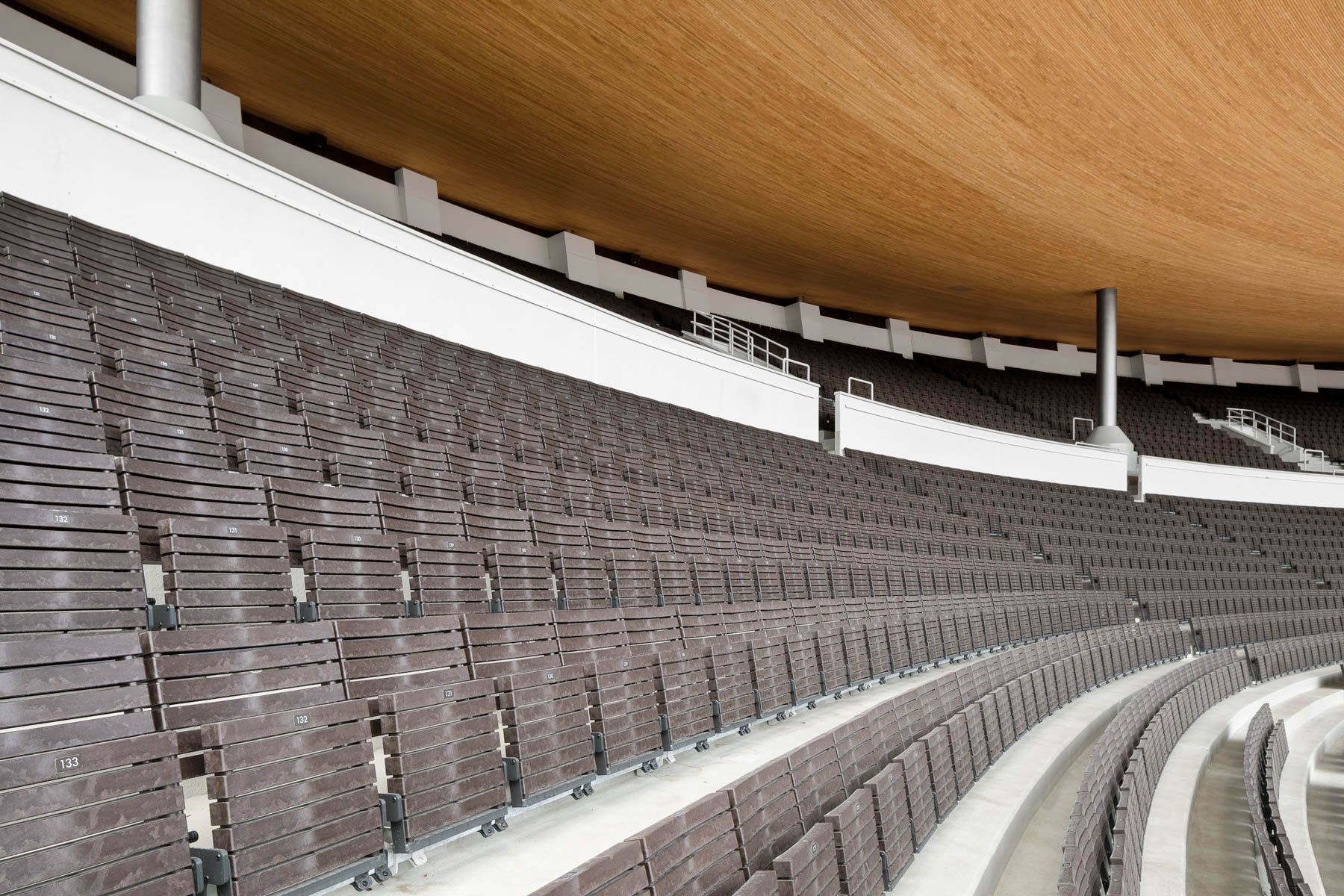 16-HelsinkiOlympicStadium