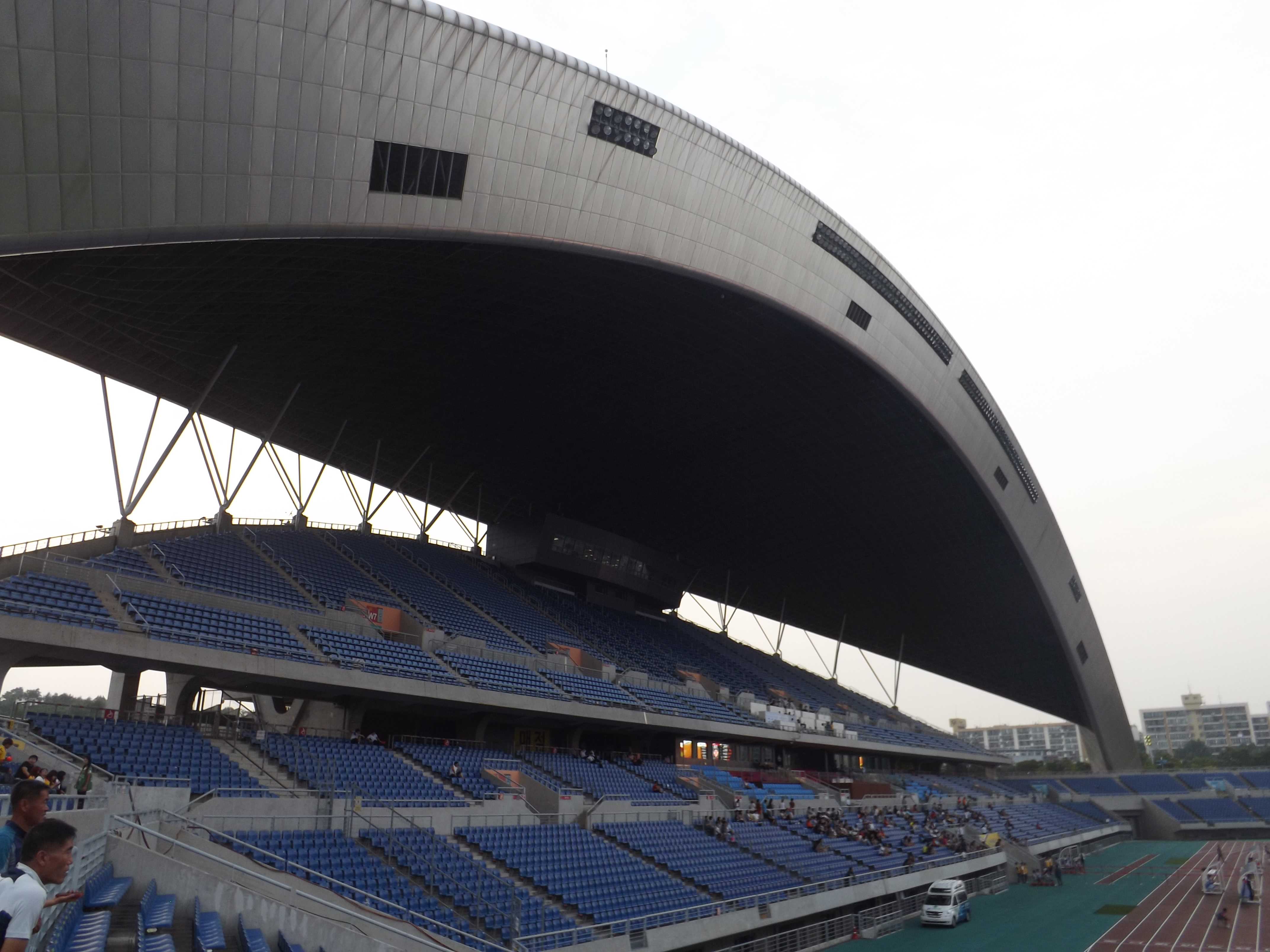 10GwangjuWorldCupStadium