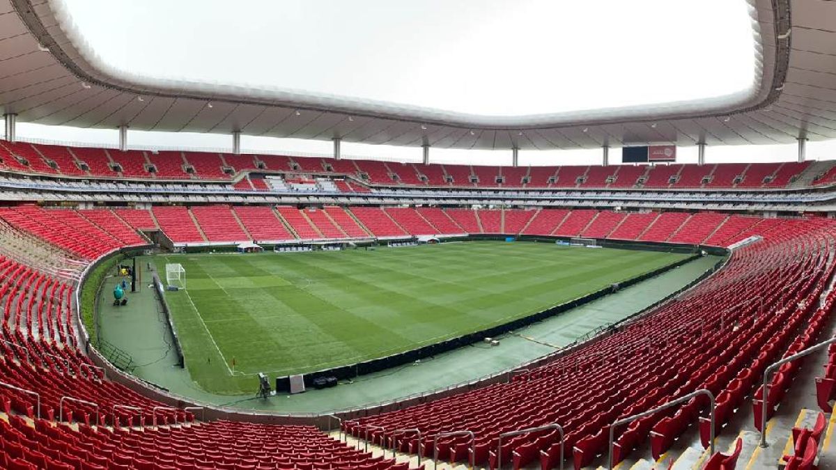 8EstadioAkron