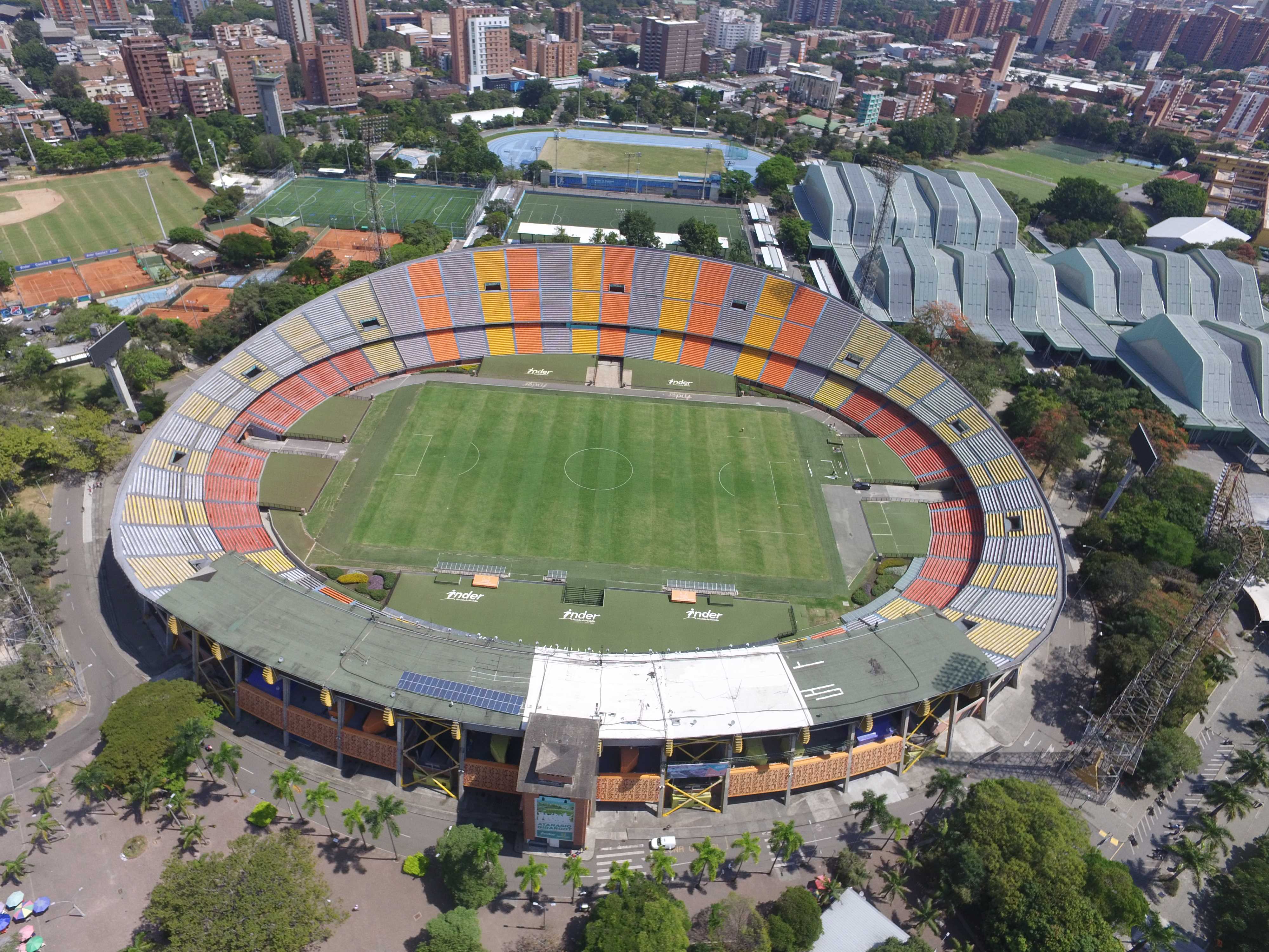 13EstadioAtanasioGirardot