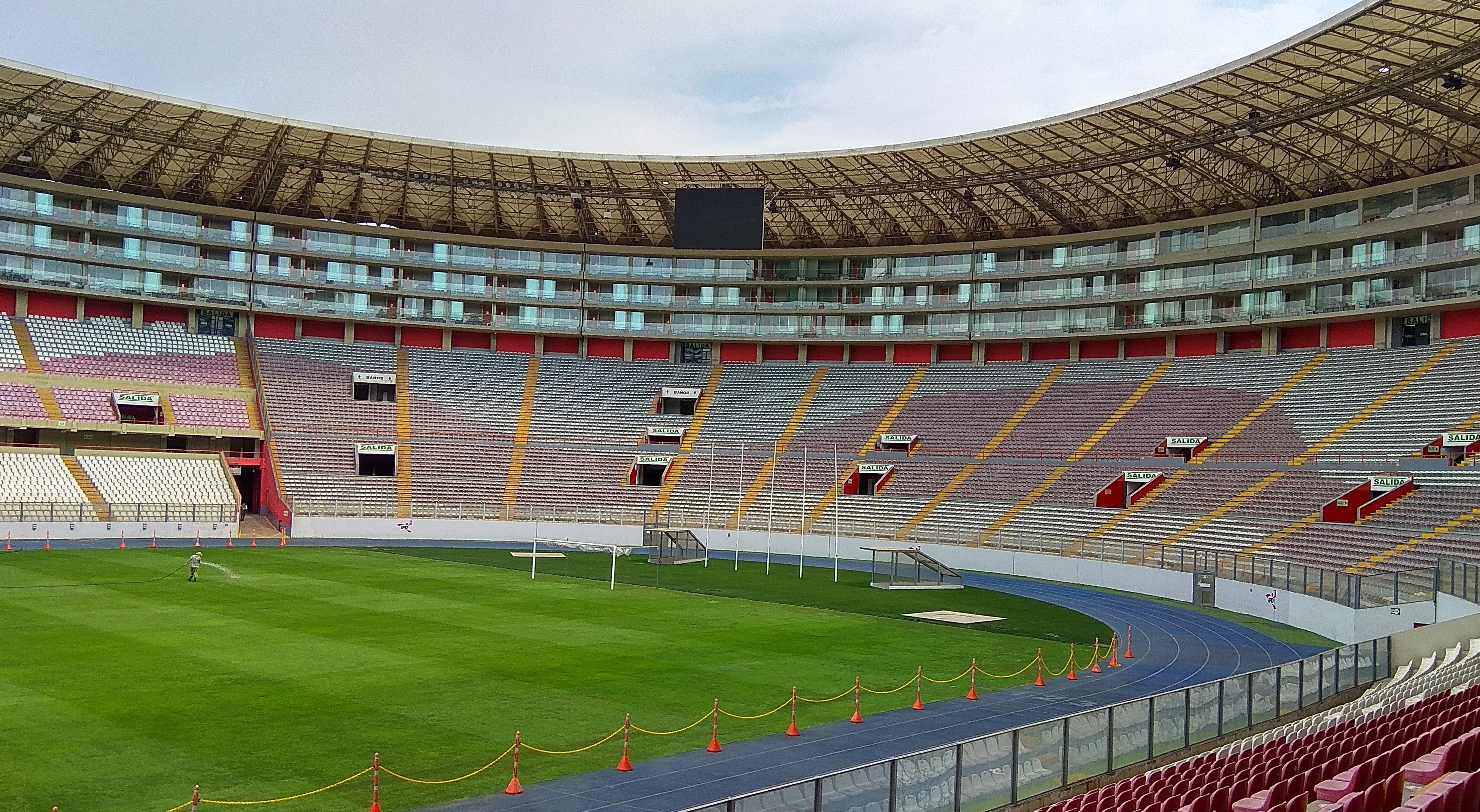 58-EstadioNacional-Peru