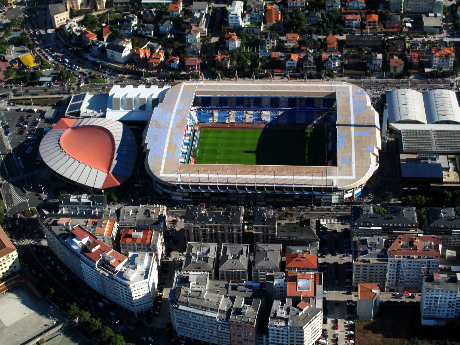 27-EstadioRiazor