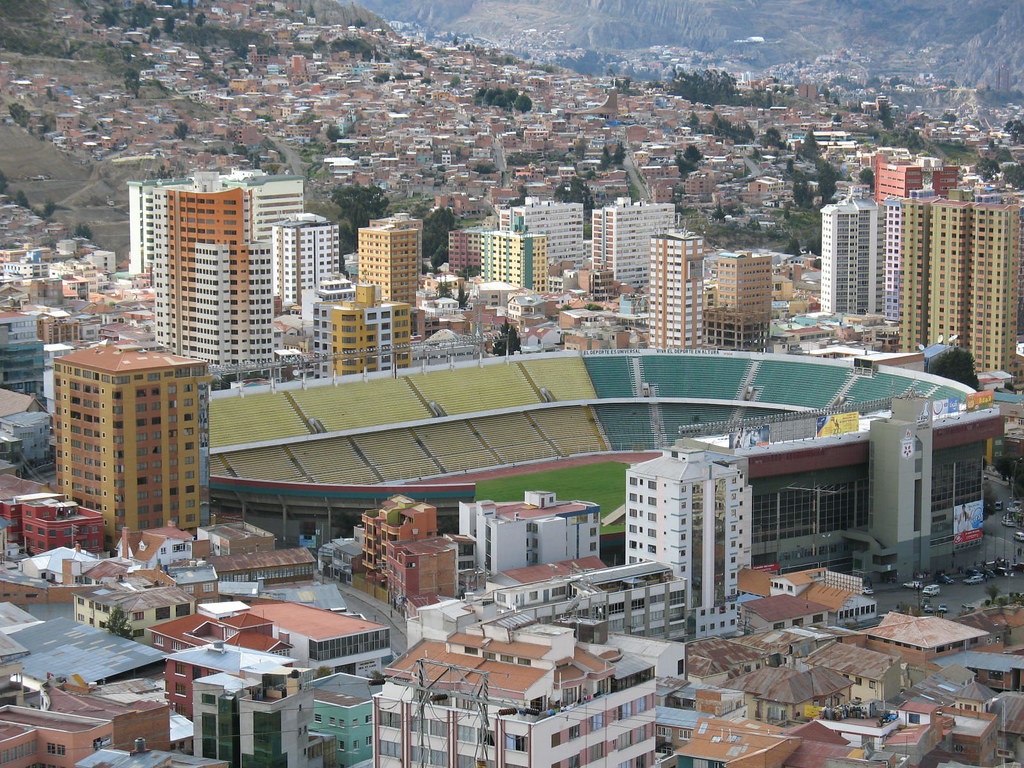 3-EstadioHernandoSiles