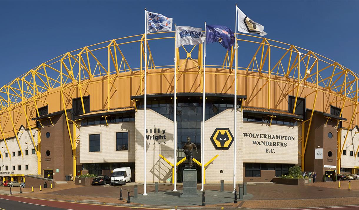 28-Molineux